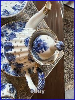 Imperial Russian Porcelain Lomonosov Basket Birds made For 6