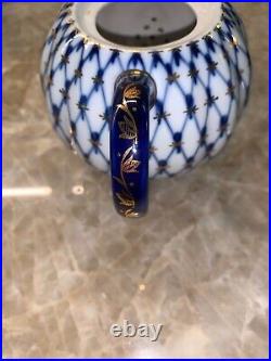 Russian Imperial Lomonosov Cobalt Net Porcelain Teapot 22K Gold 20.3oz LFZ